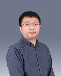 王鑫